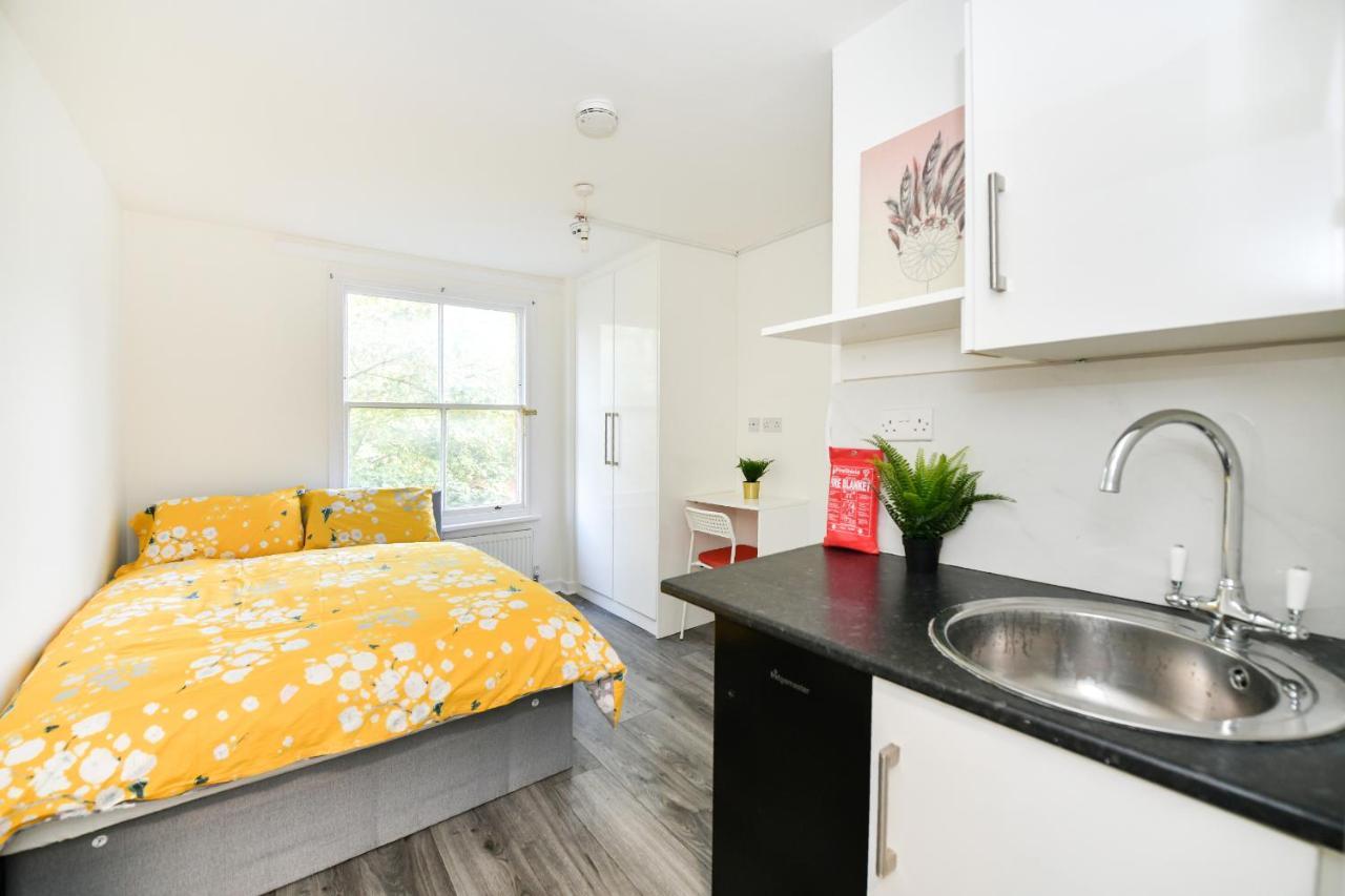 Waylen Street Suites Reading Extérieur photo