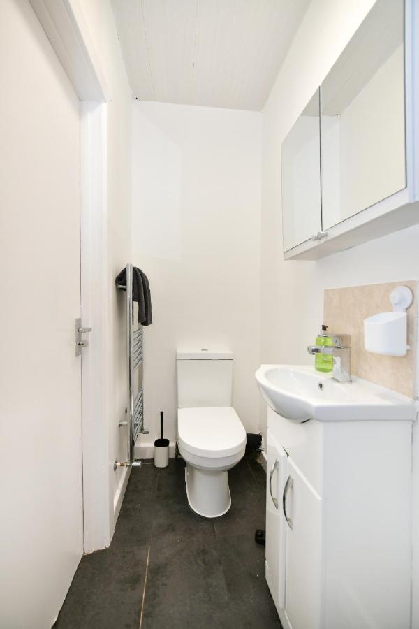 Waylen Street Suites Reading Extérieur photo