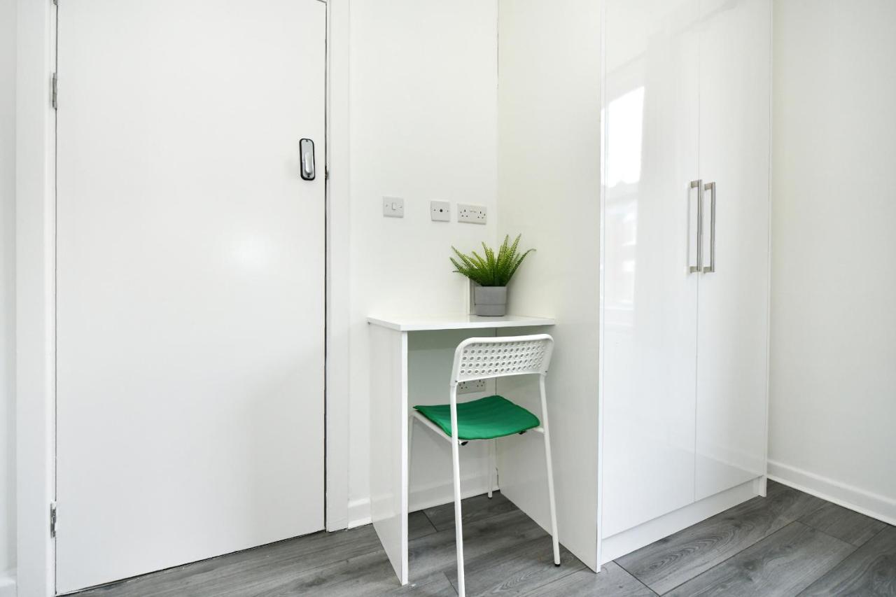 Waylen Street Suites Reading Extérieur photo